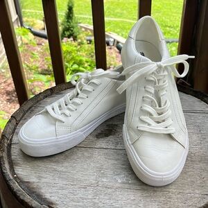 Madewell Sidewalk Low Top Sneakers in Leather - Size 8